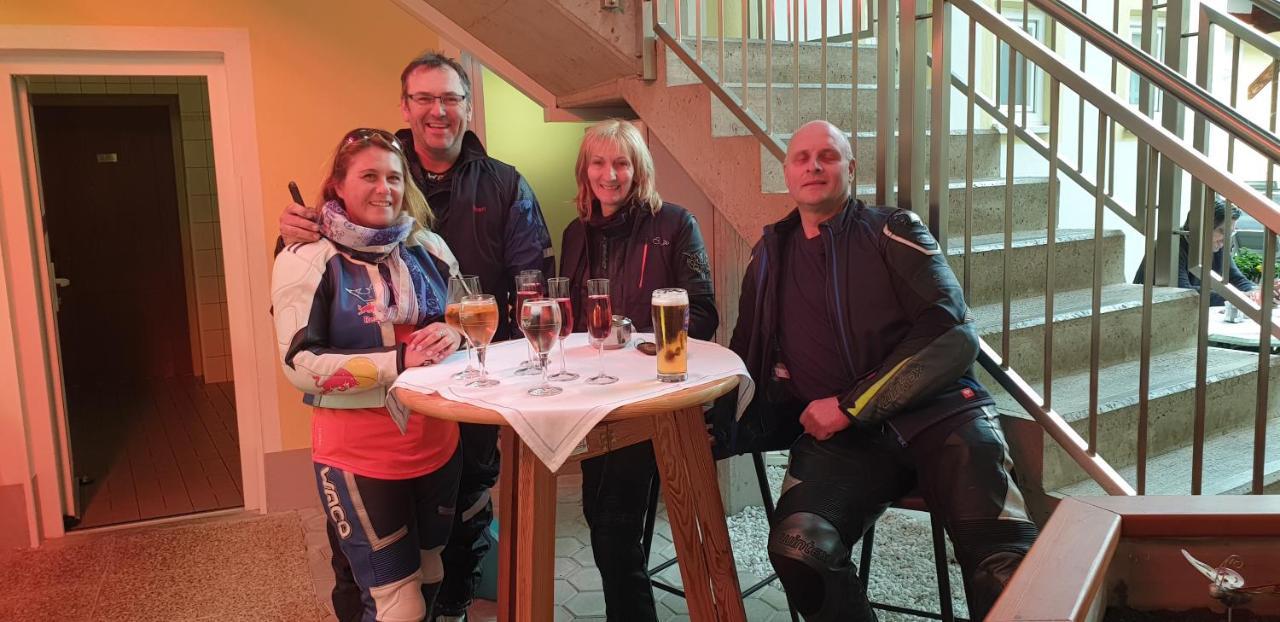 Hotel-Gasthof-Fleischerei - Zur Alten Post Schwanberg エクステリア 写真
