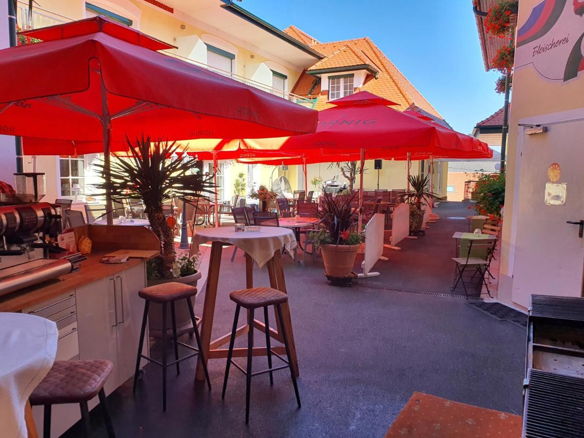 Hotel-Gasthof-Fleischerei - Zur Alten Post Schwanberg エクステリア 写真
